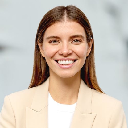 Amanda  Bennett Photo